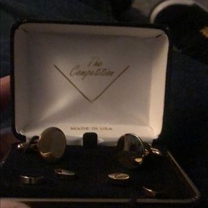 Men’s cuff links